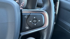 Volvo Xc40 2.0 T4 Inscription 5dr AWD Geartronic Petrol Estate